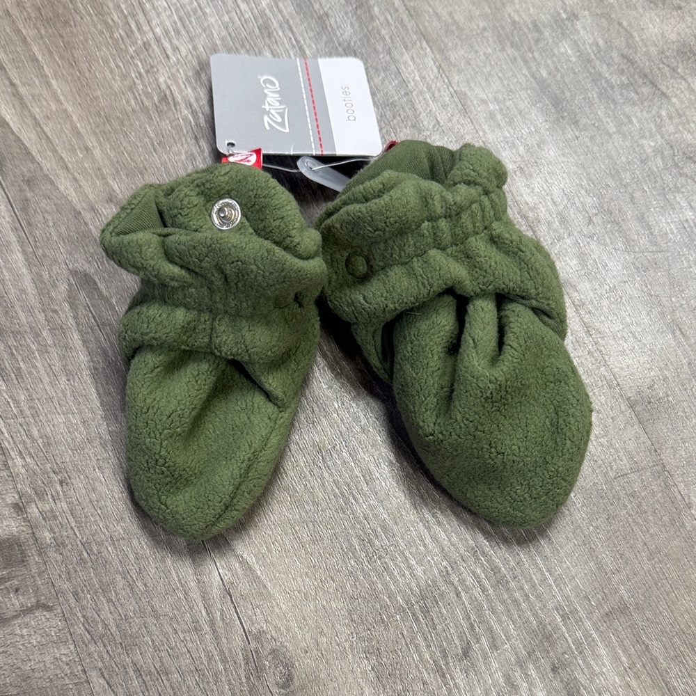 Zutano Kids Forest Green Fleece Booties